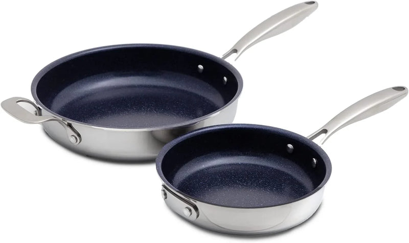 The electromagnetic frying pan can precisely control the temperature, ranging from 100°F to 575°F with intervals of 5°F. The pan body is dark in color, which can add complex charred aromas and flavors. The power is 3 watts. The specifications are 600 M6