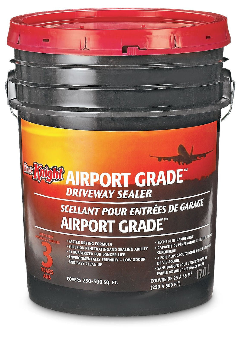 Black Knight Airport Grade 3-Year Asphalt Driveway Sealer, 250-500-sq. ft Coverage, 17-L I2