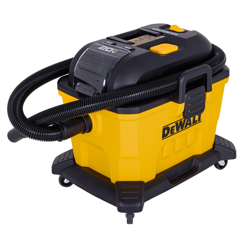 DeWalt AC/DC Poly Dry/Wet Vacuum, Water-Resistant Off/Eco/Max Switch, 34-L B7