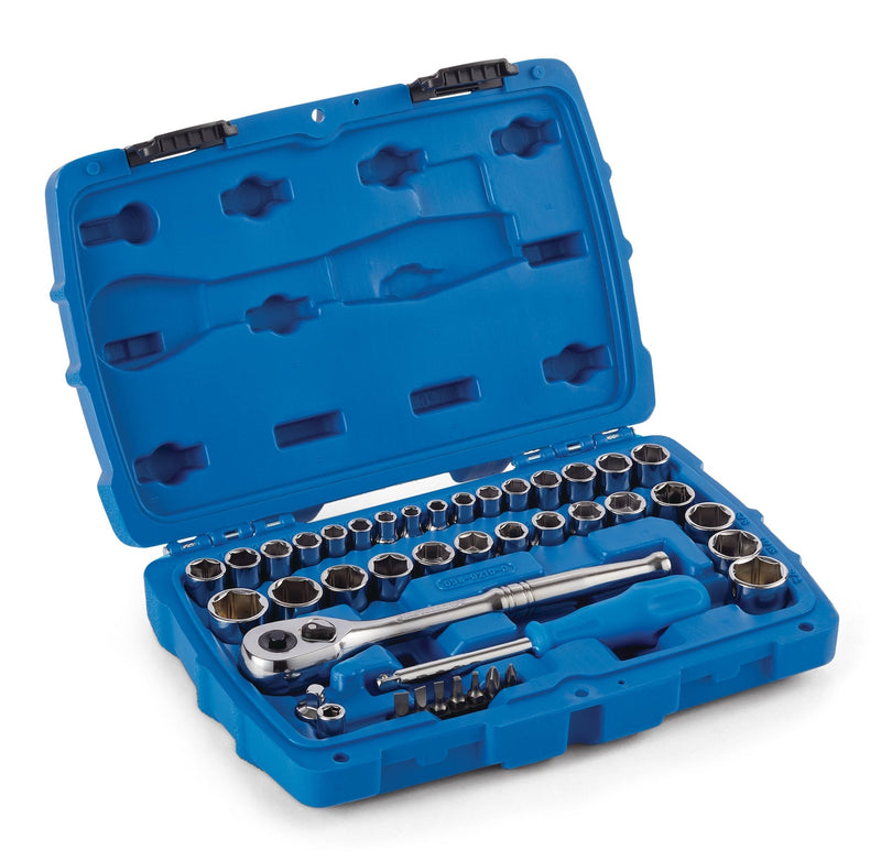 Mastercraft Socket Set, SAE / Metric, CRV, Nickel-Chrome Plating, 41-pc I7