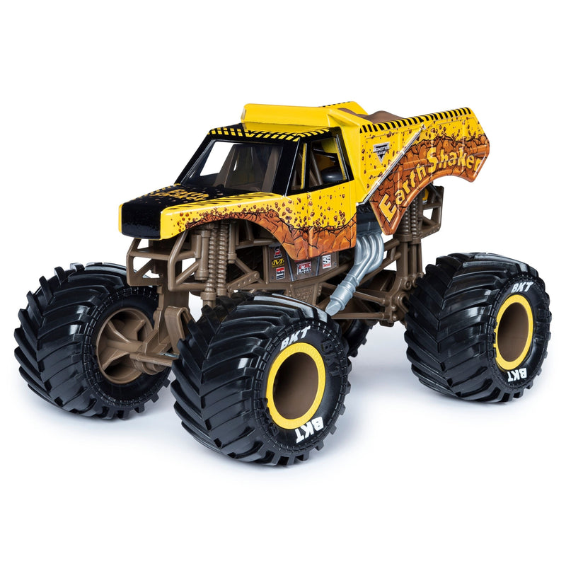 Monster Jam 1:24 Die-Cast Monster Truck Vehicle, Kids Collectible Toy, Assorted, Ages 3+ M6
