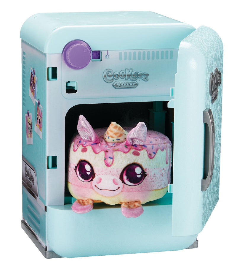 Moose Cookeez Makery Freezy Cakez Interactive Plush Playset, Ages 5+ L6