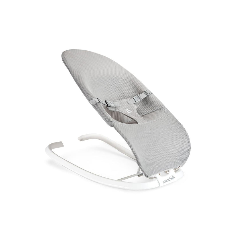 Munchkin Spring 2-in-1 Baby Bouncer & Rocker D2