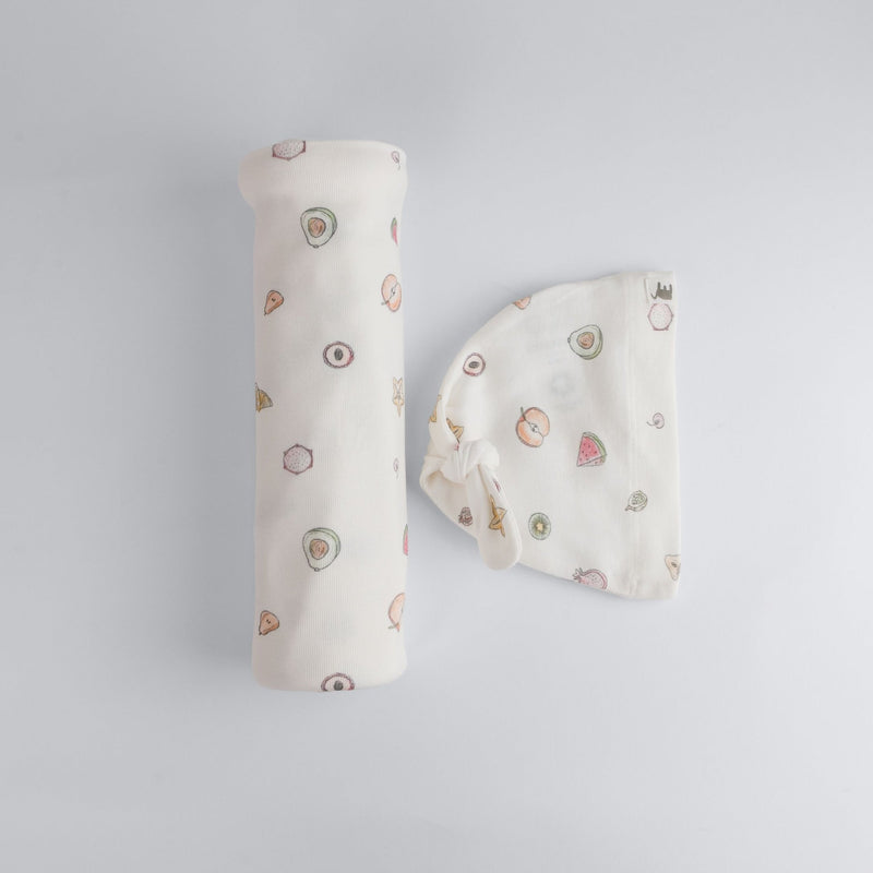 The Elk Baby Fruit Print Premium Organic Cotton Blanket and Beanie Set A9
