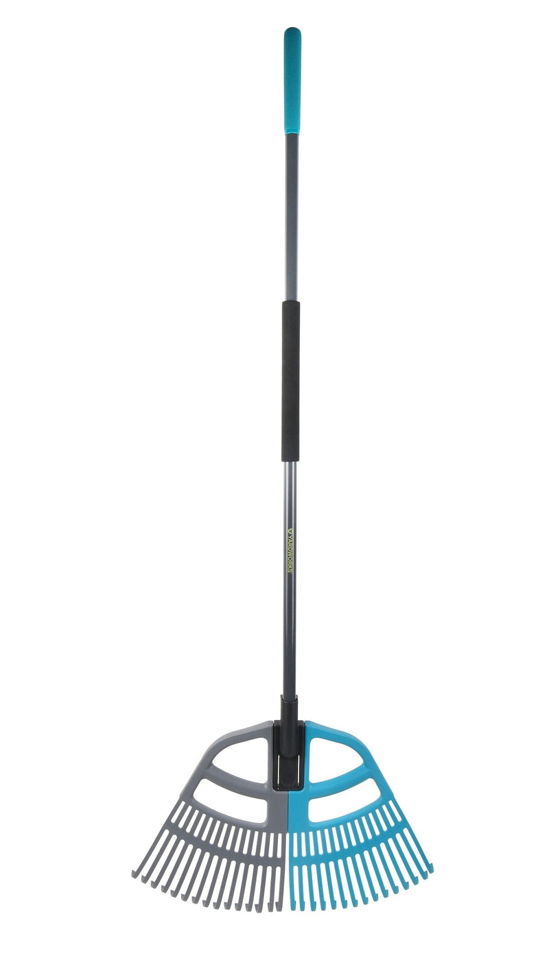 Yardworks 3-in-1 30-Tine Leaf Rake with Fibreglass Shaft, 24-1/2-in Wide J2